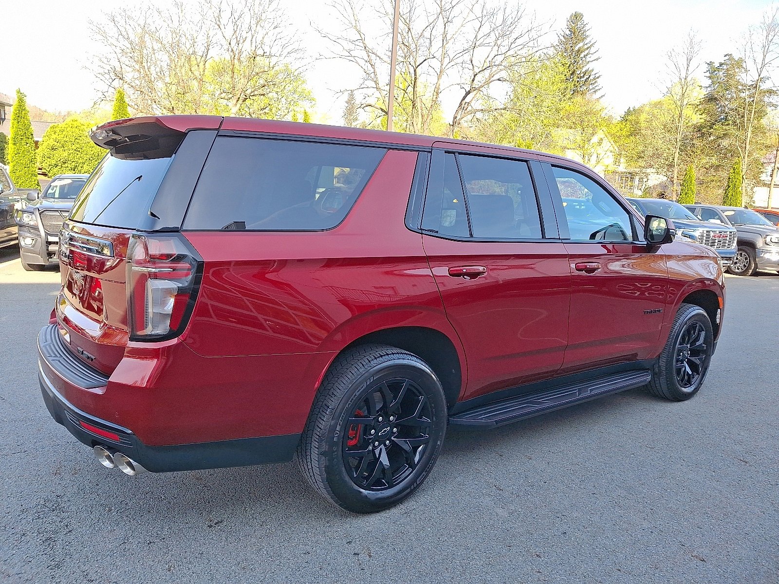 Certified 2024 Chevrolet Tahoe RST w/ RST Performance Edition image 6