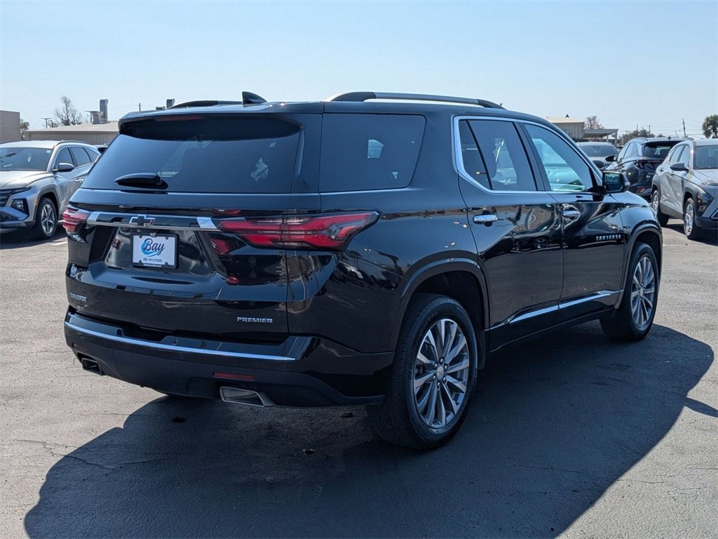 Used 2023 Chevrolet Traverse Premier image 5
