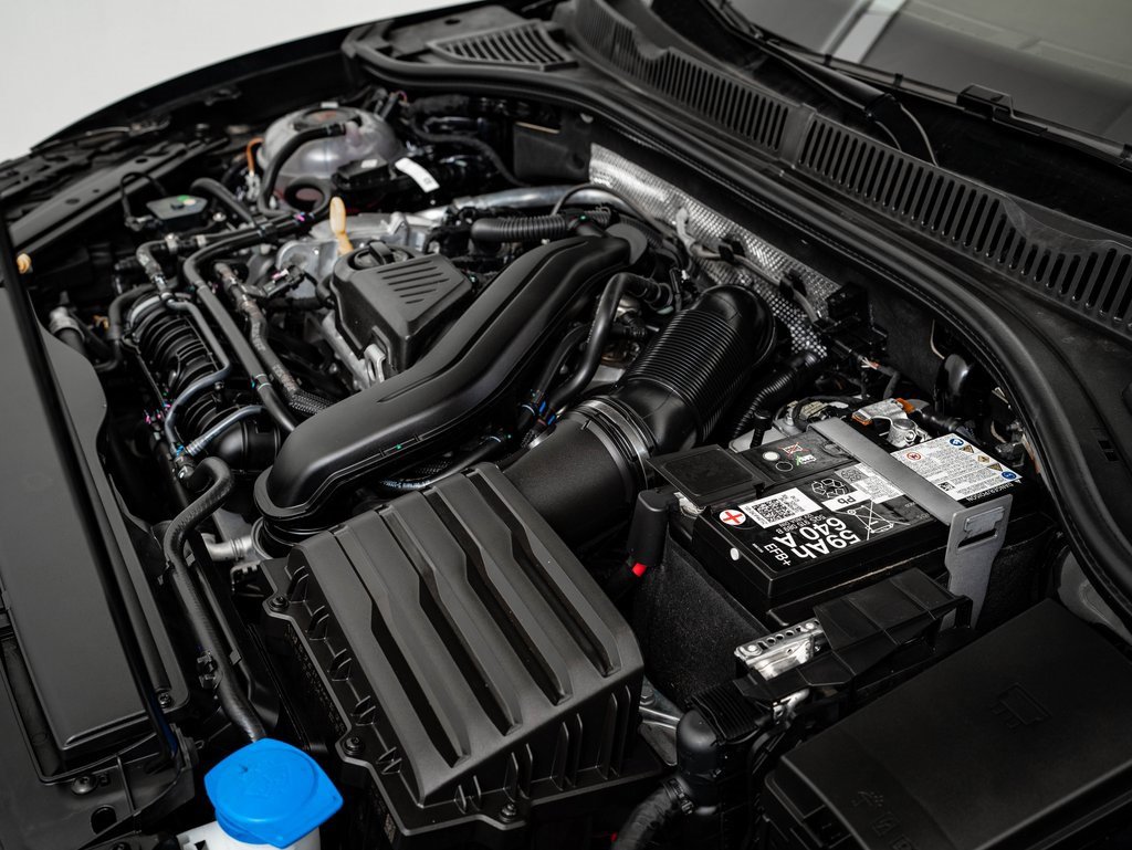 Used 2025 Volkswagen Jetta Sport image 42