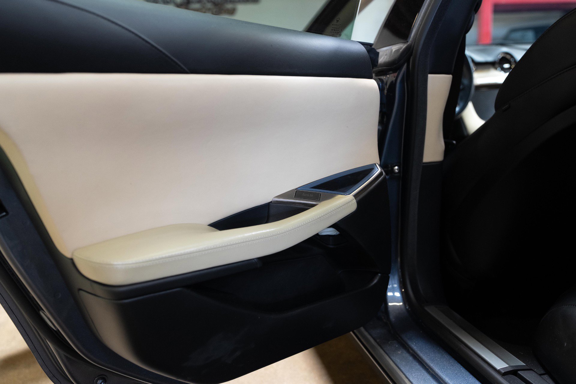 Used 2012 Fisker Karma EcoSport RWD image 66