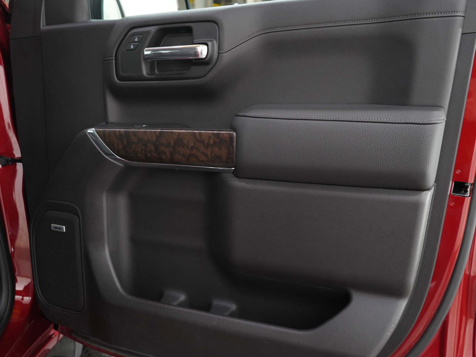 Used 2019 GMC Sierra 1500 Denali w/ Technology Package AWD/4WD image 11