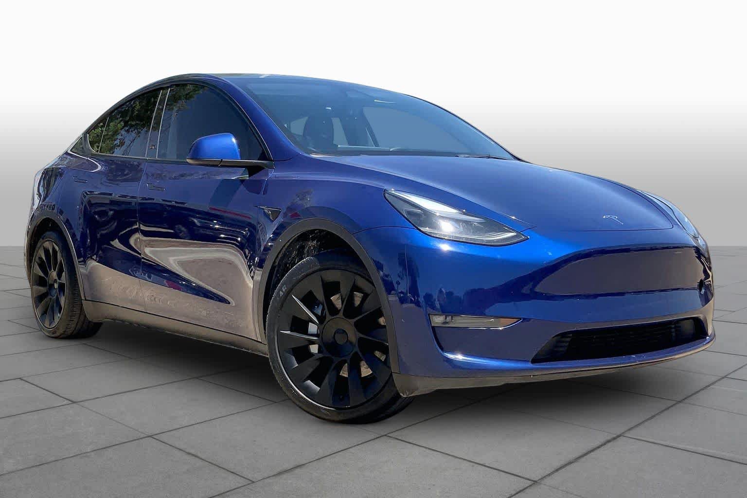 Used 2023 Tesla Model Y Long Range AWD/4WD image 3