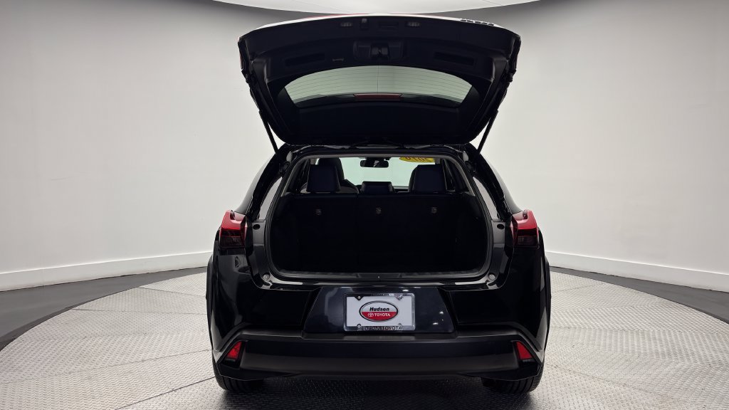 Used 2019 Lexus UX 200 w/ Accessory Package FWD image 40
