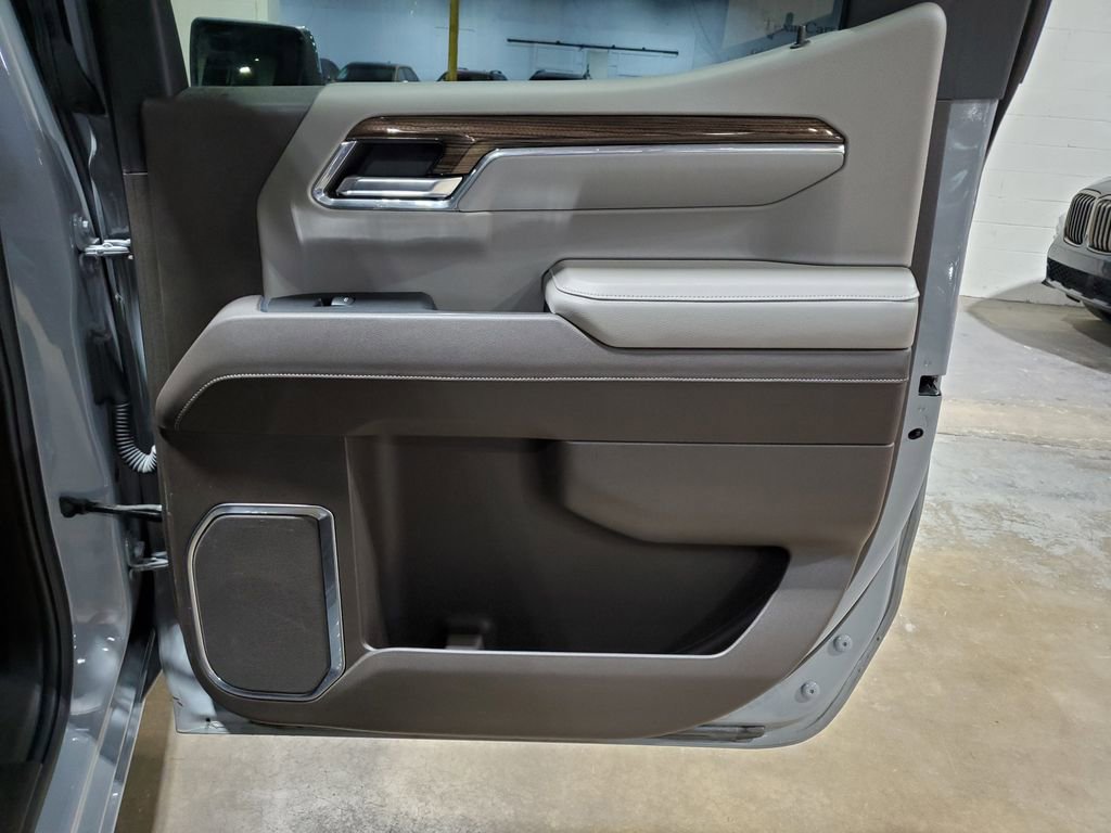 Used 2024 Chevrolet Silverado 1500 LT RWD image 35