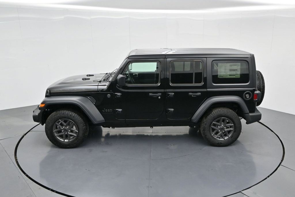 Used 2024 Jeep Wrangler Unlimited Sport AWD/4WD image 20