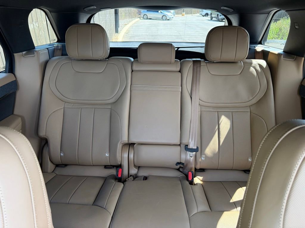 Certified 2024 Land Rover Range Rover Sport SE AWD/4WD image 23