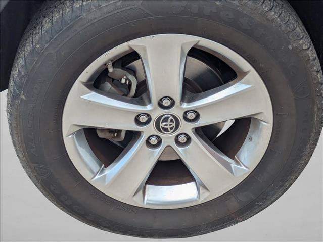 Used 2015 Toyota RAV4 XLE FWD image 15