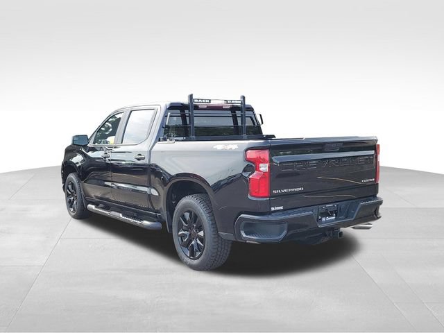 Used 2019 Chevrolet Silverado 1500 Custom w/ Custom Value Package AWD/4WD image 4