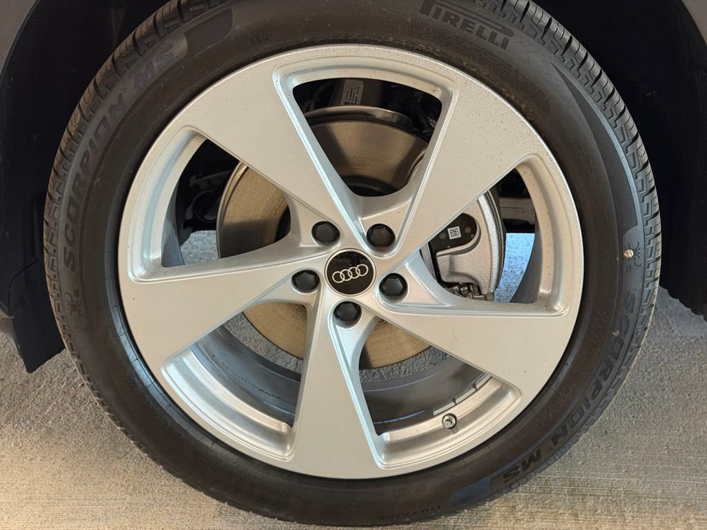 New 2026 Audi Q5 Premium Plus AWD/4WD image 11