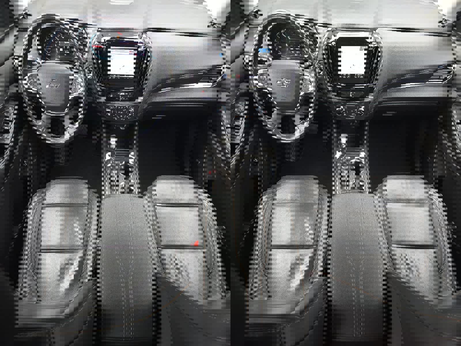 Used 2021 Chevrolet Traverse RS image 3