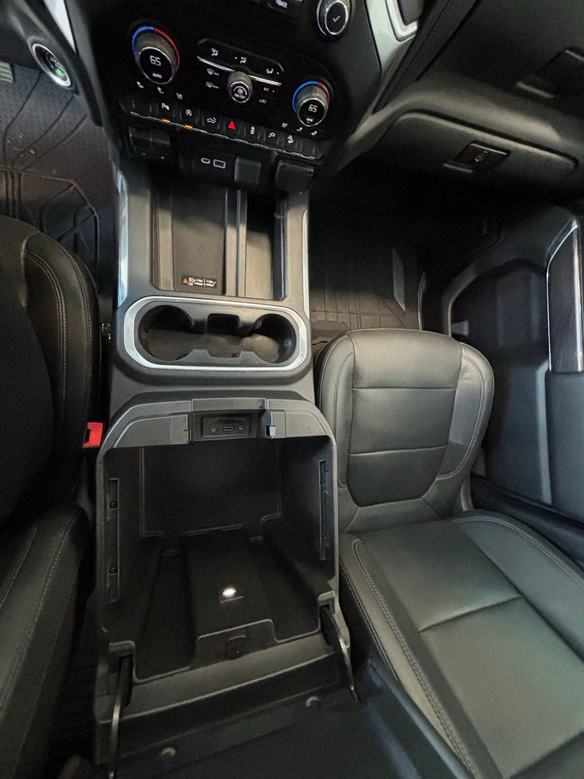 Used 2019 Chevrolet Silverado 1500 LTZ w/ LTZ Plus Package image 12