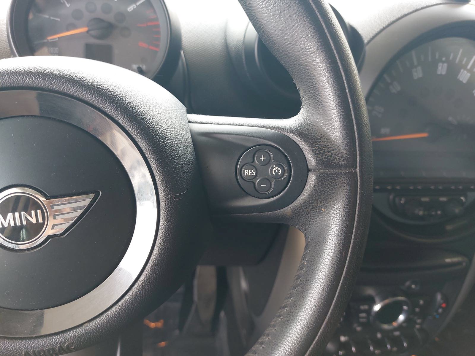 Used 2015 MINI Cooper Countryman FWD image 17