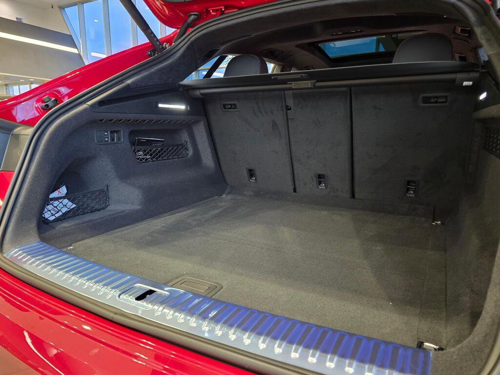 New 2026 Audi RS Q8 performance image 20