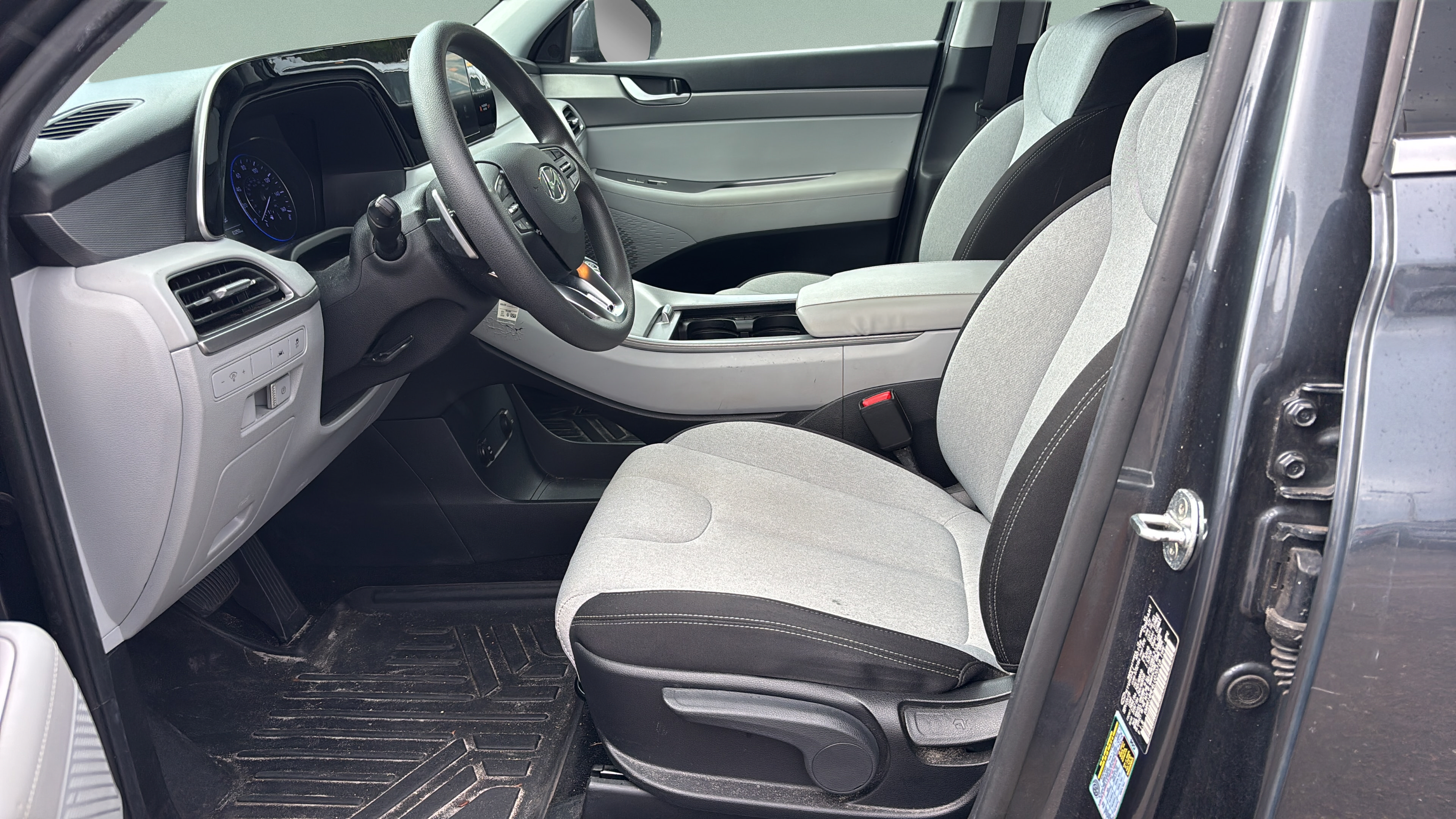 Used 2020 Hyundai Palisade SE FWD image 9