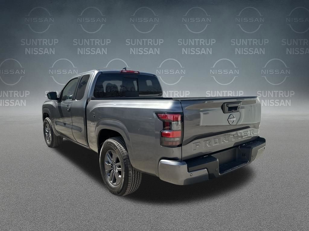 Used 2025 Nissan Frontier SV image 35