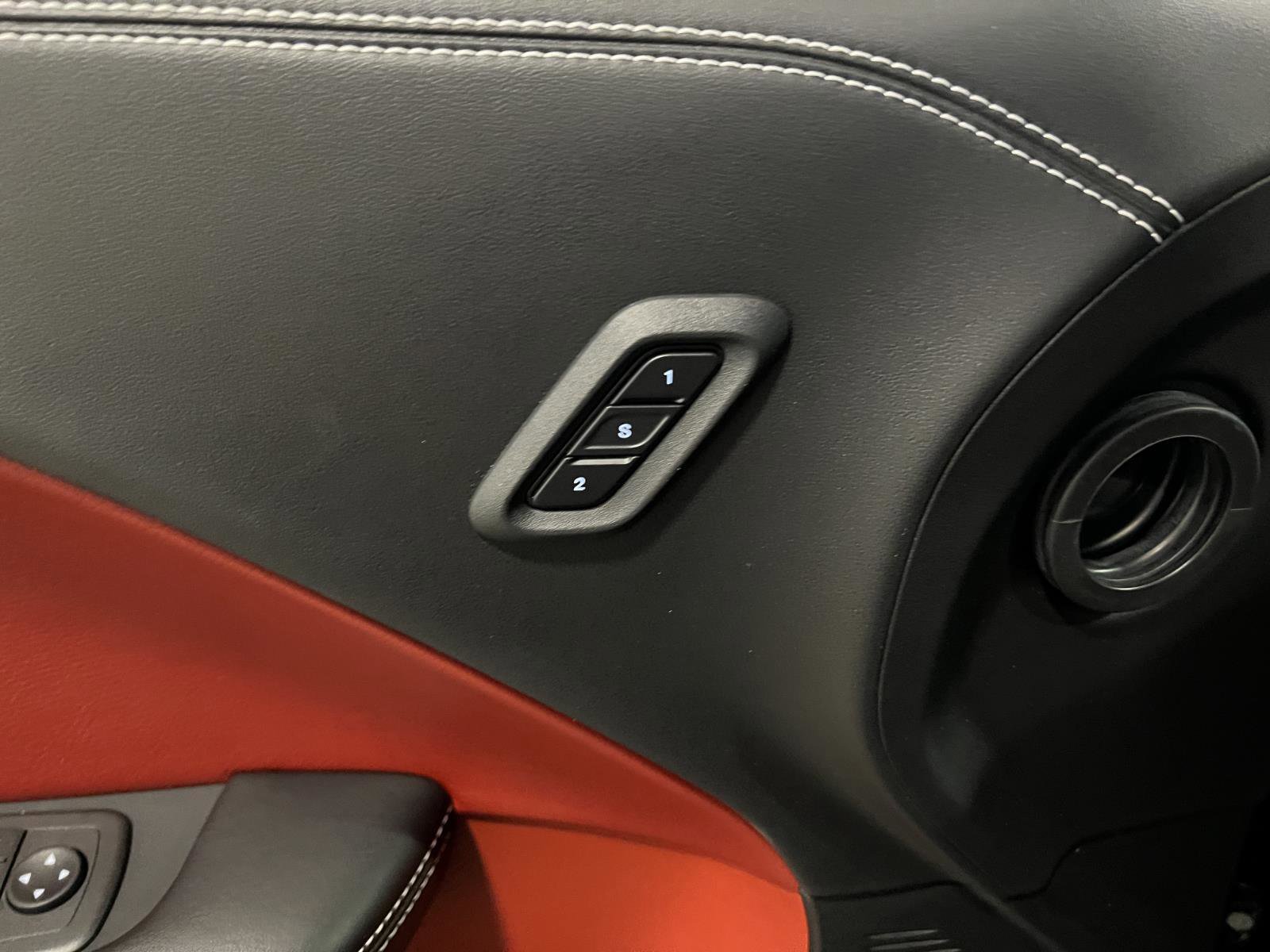 Used 2021 Dodge Challenger SRT Hellcat image 26