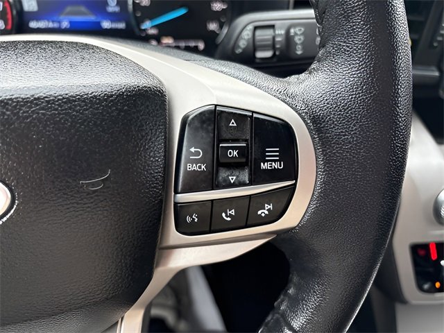 Used 2023 Ford Explorer XLT image 11