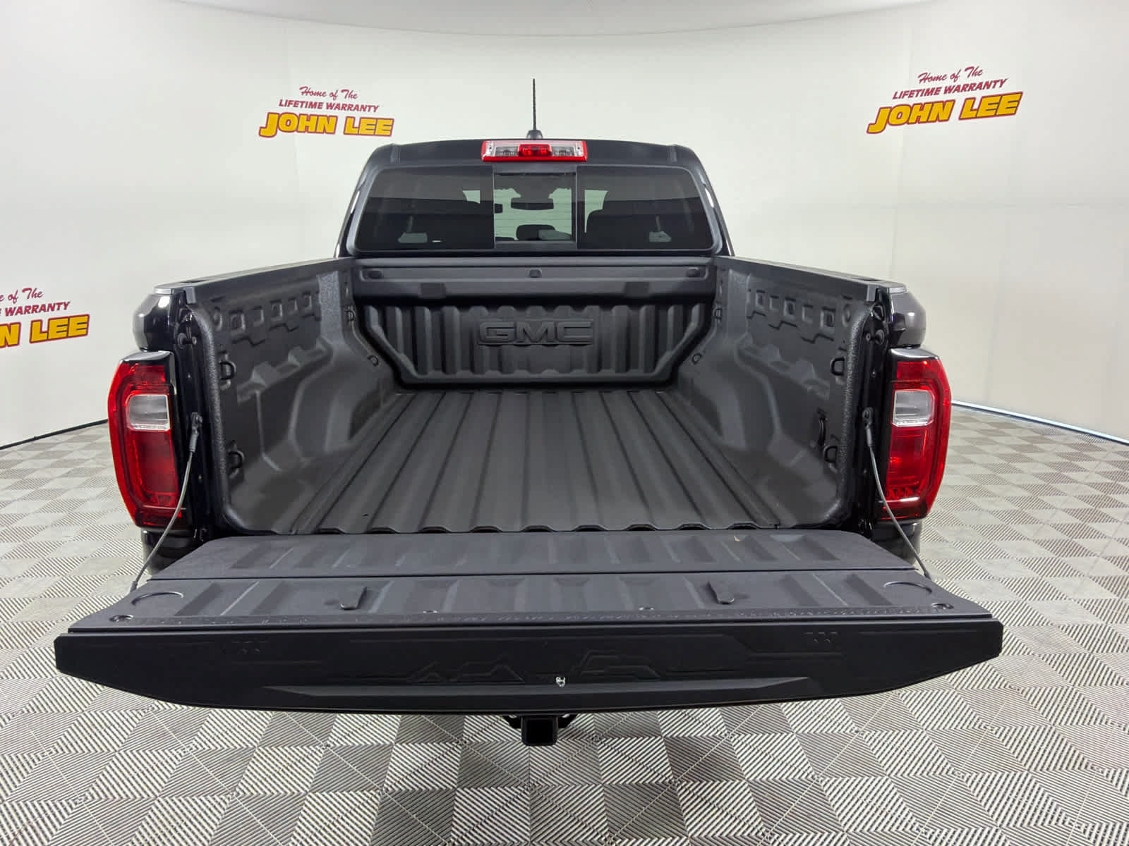 Used 2026 GMC Canyon Elevation w/ Convenience Package AWD/4WD image 5