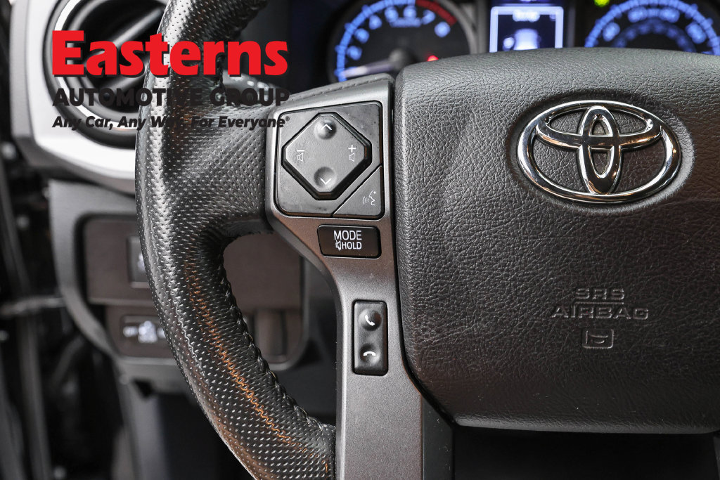 Used 2021 Toyota Tacoma TRD Off-Road AWD/4WD image 15