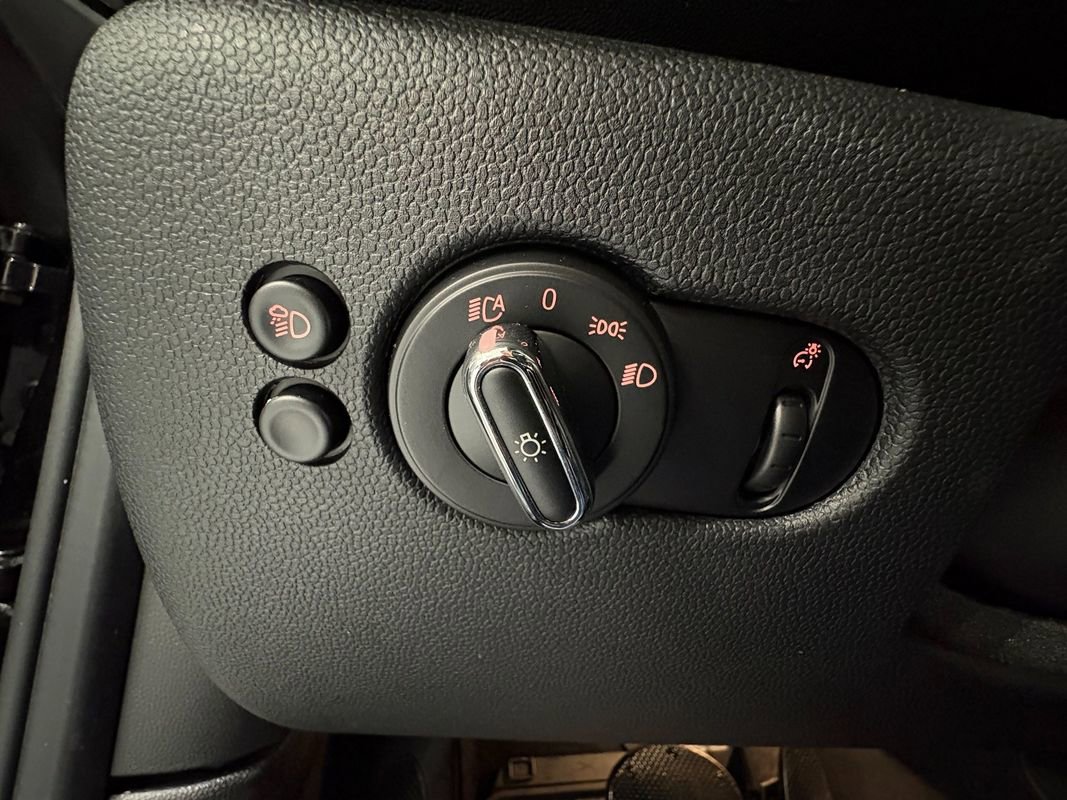 Used 2023 MINI Cooper S image 26