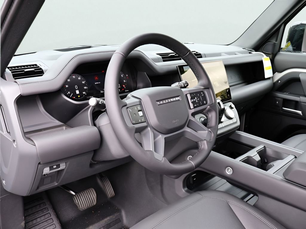 New 2026 Land Rover Defender 130 X-Dynamic SE AWD/4WD image 17