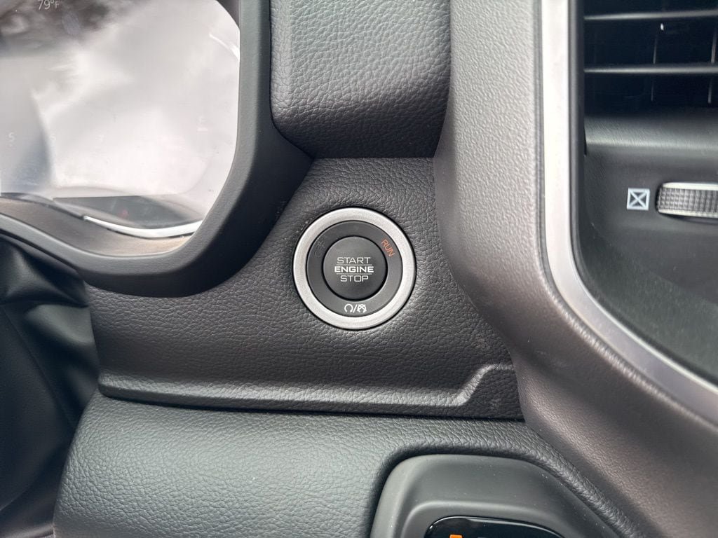 New 2026 RAM 1500 Big Horn AWD/4WD image 16