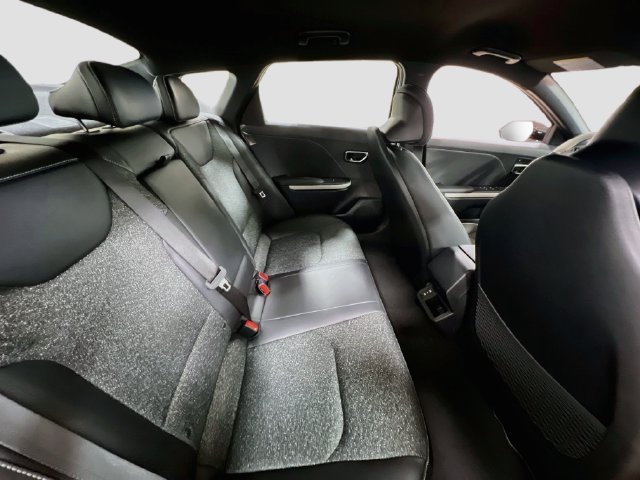 Certified 2025 Kia K4 GT-Line FWD image 26