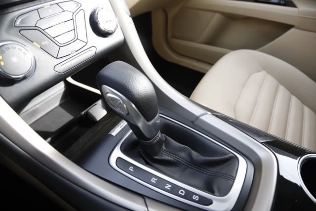 Used 2013 Ford Fusion SE image 25