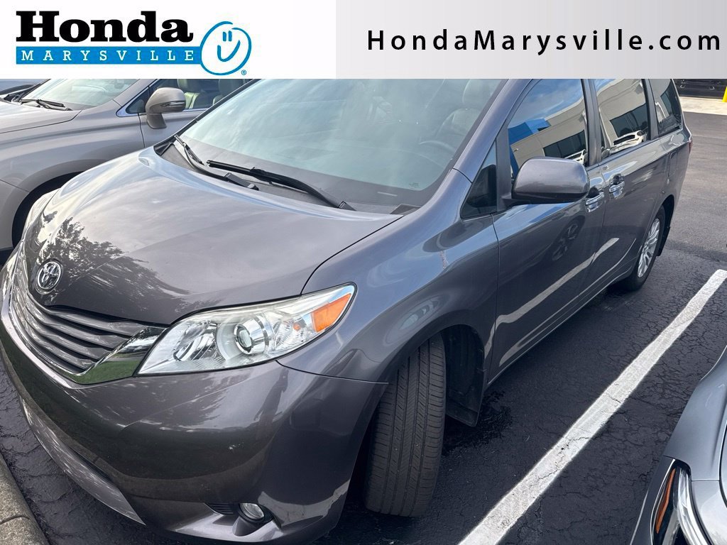Used 2017 Toyota Sienna XLE w/ XLE Navigation Package