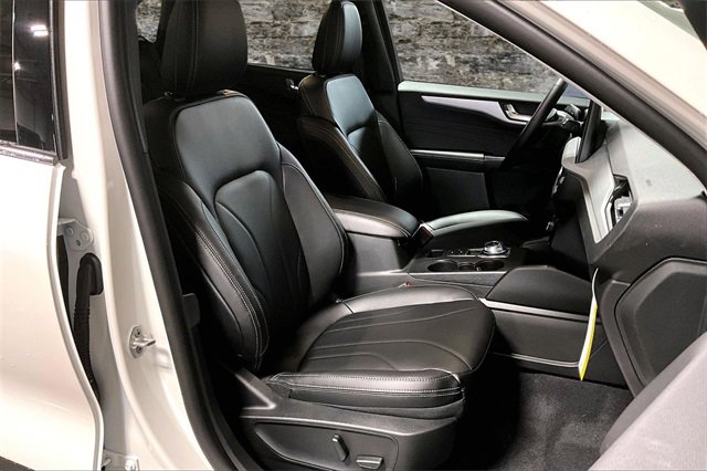 New 2026 Ford Escape Platinum w/ Premium Technology Package image 11