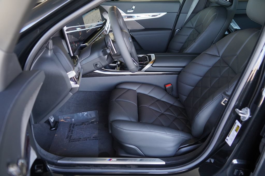 New 2026 BMW 740i w/ Premium Package RWD image 10