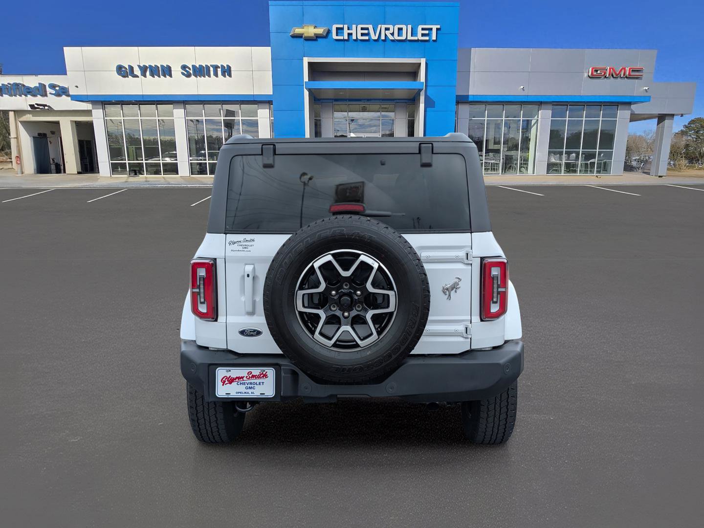 Used 2024 Ford Bronco Outer Banks image 9