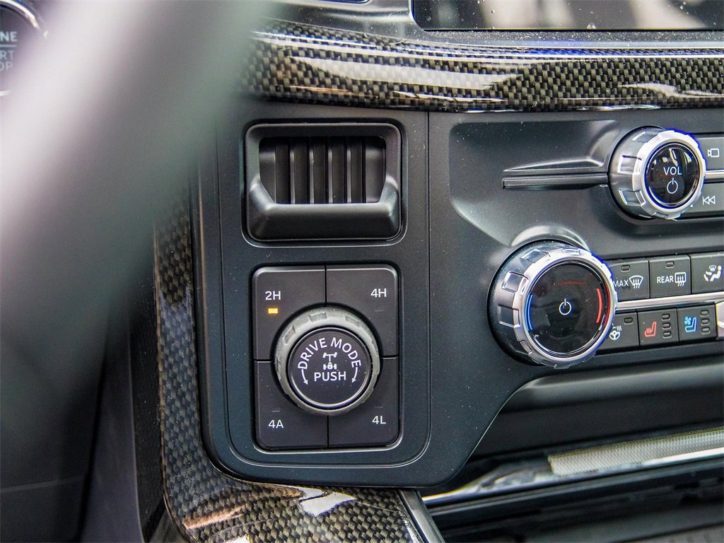 New 2025 Ford F150 Lariat w/ Equipment Group 501A Mid image 40