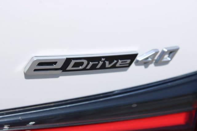 Used 2025 BMW i4 eDrive40 RWD image 6