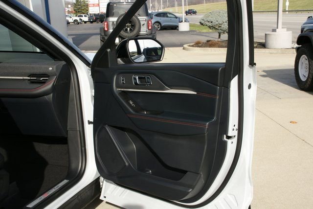 New 2026 Ford Explorer ST-Line w/ ST-Line Street Pack image 42