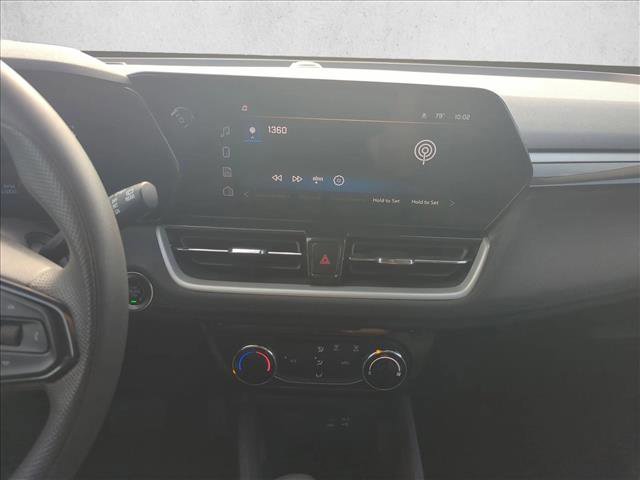 Used 2025 Chevrolet TrailBlazer LT image 11