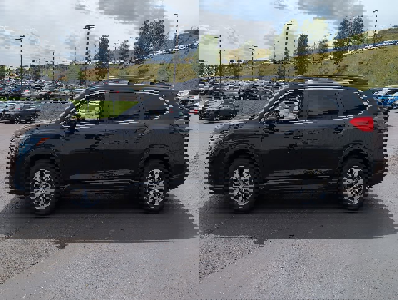 Used 2024 Subaru Ascent Premium w/ Convenience Package image 4