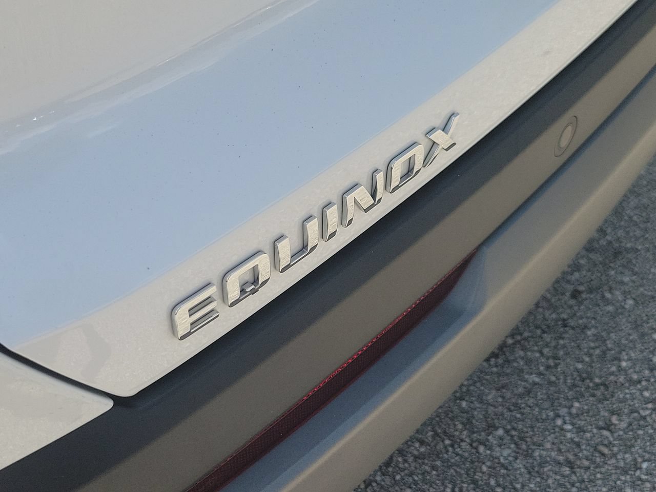 Used 2026 Chevrolet Equinox LT FWD image 6