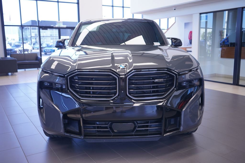 Used 2025 BMW XM AWD/4WD image 4