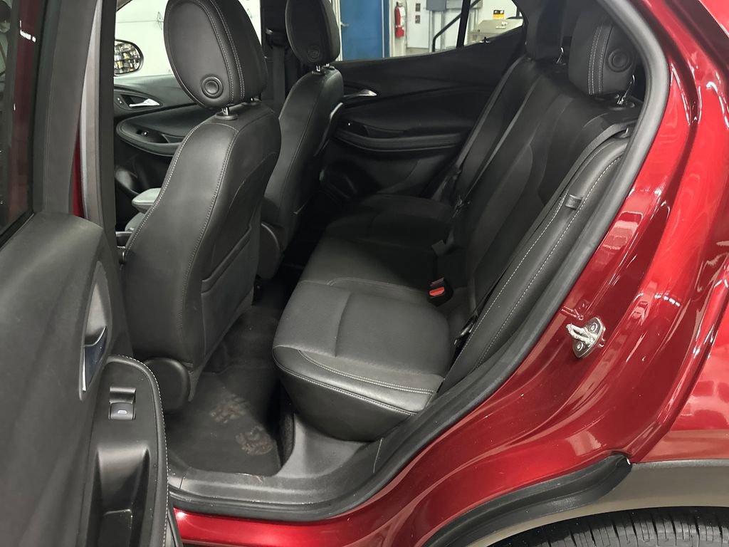 Used 2022 Buick Encore GX Preferred w/ Cold Weather Comfort Package image 27