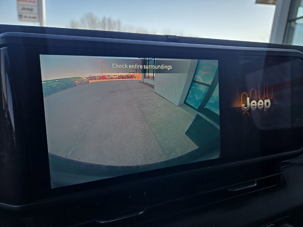 Used 2024 Jeep Wrangler Sport S image 53