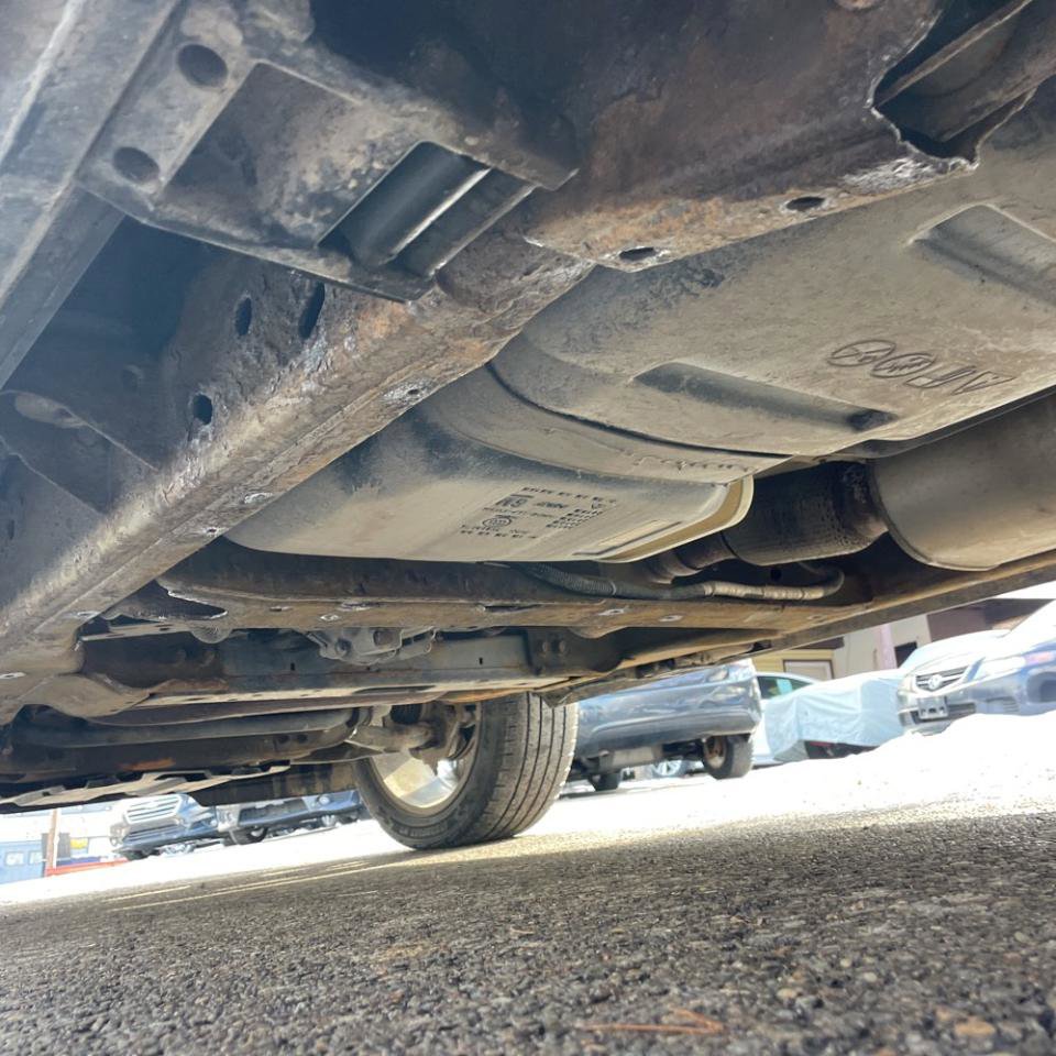 Used 2019 Cadillac Escalade Premium Luxury image 38