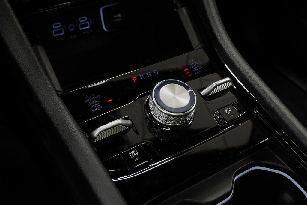 New 2025 Jeep Grand Cherokee L Summit w/ Obsidian Package image 28