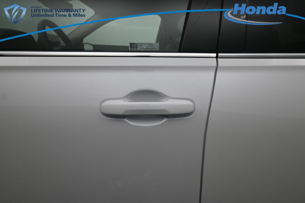 New 2026 Honda Pilot Touring image 17