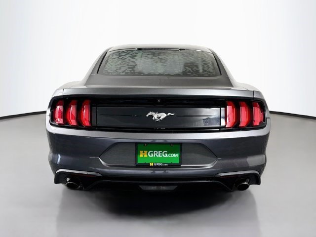 Used 2018 Ford Mustang Coupe RWD image 8