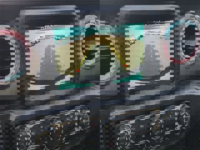 Used 2022 Jeep Wrangler Unlimited Sahara w/ Cold Weather Group image 29