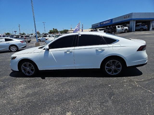 Used 2024 Honda Accord EX image 3