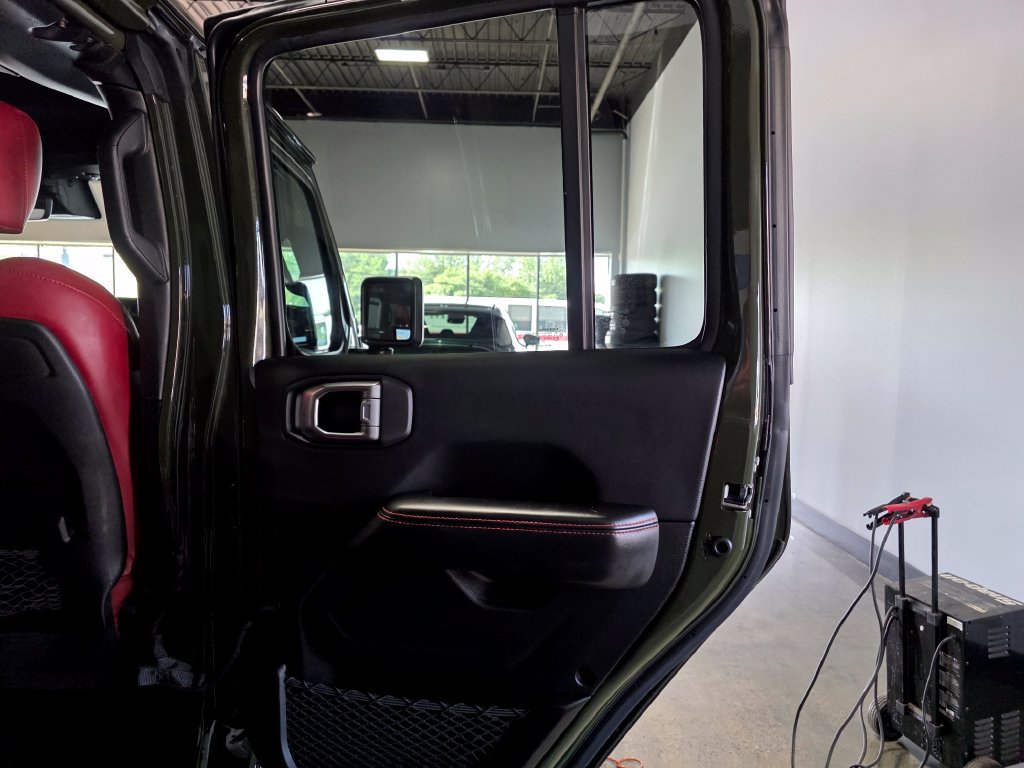 Used 2024 Jeep Wrangler Unlimited Rubicon 392 AWD/4WD image 25