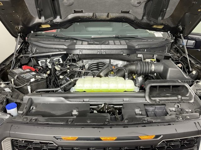 New 2025 Ford F150 Lariat w/ Equipment Group 502A High image 9