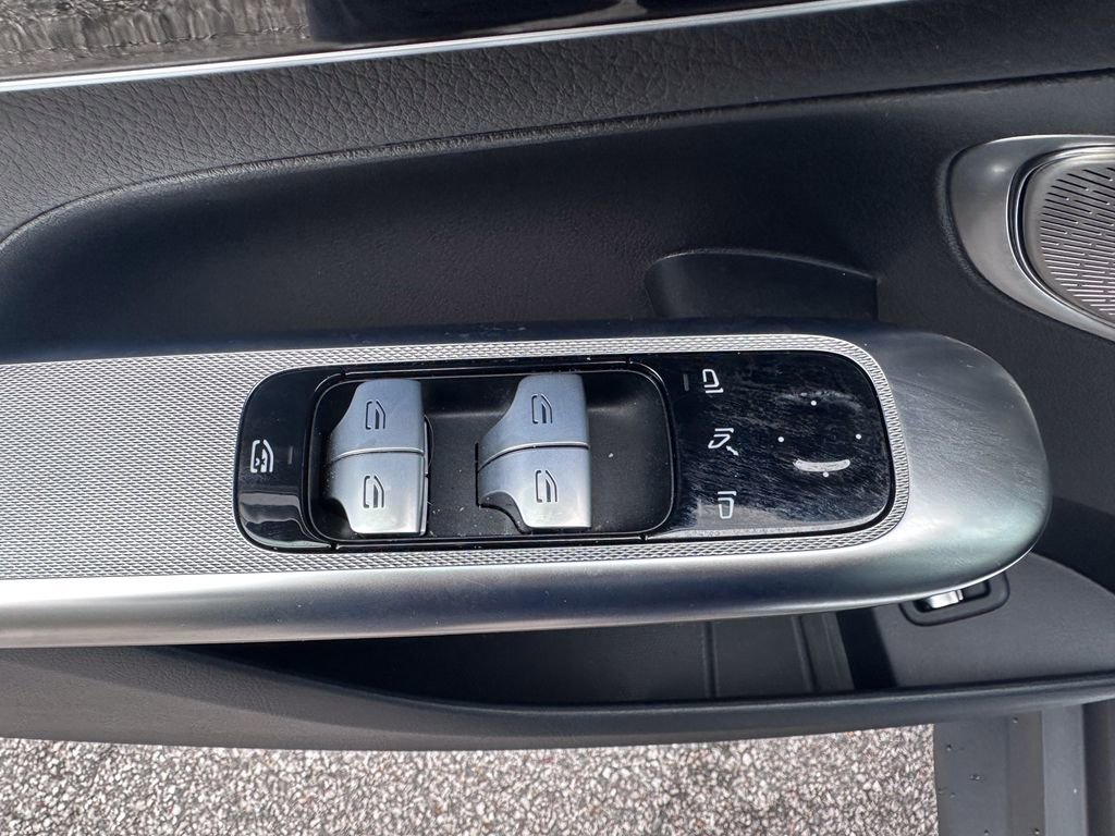 Certified 2024 Mercedes-Benz GLC 300 4MATIC image 29